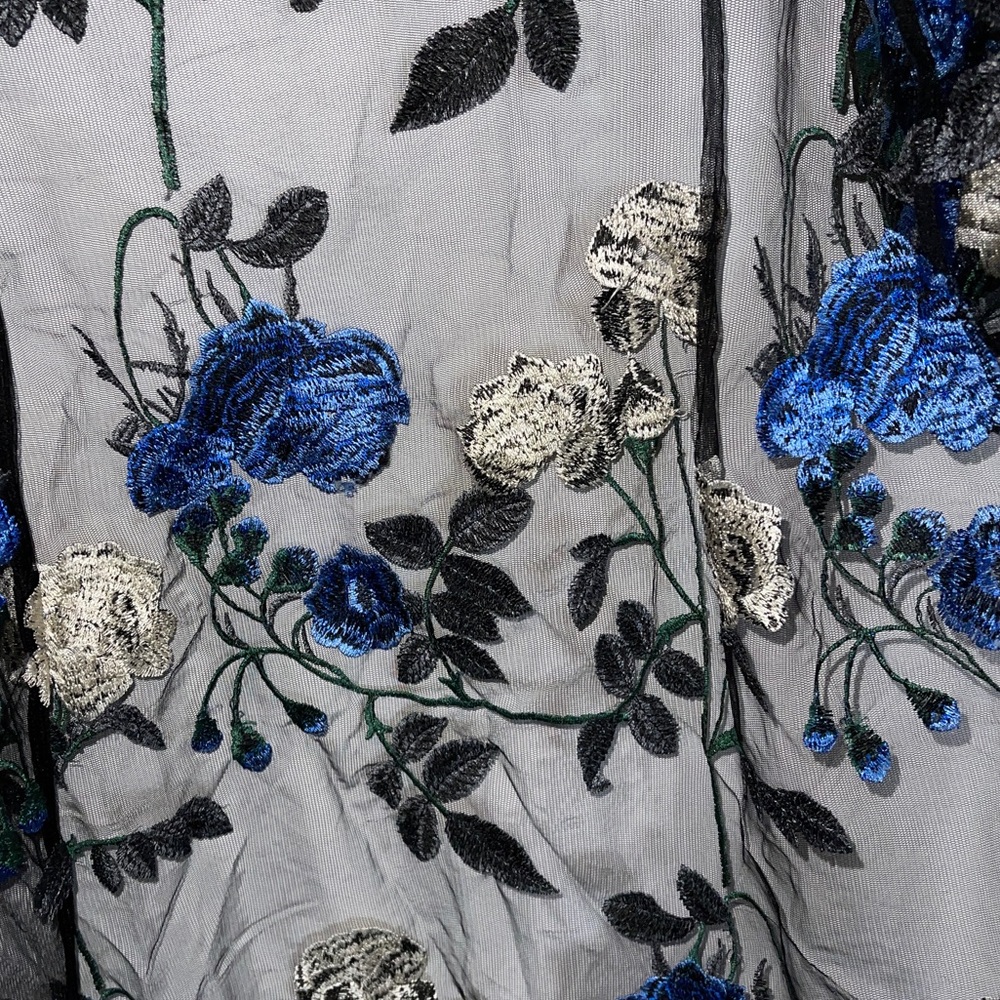 Sheer Kimono Style - Picture 2 of 3